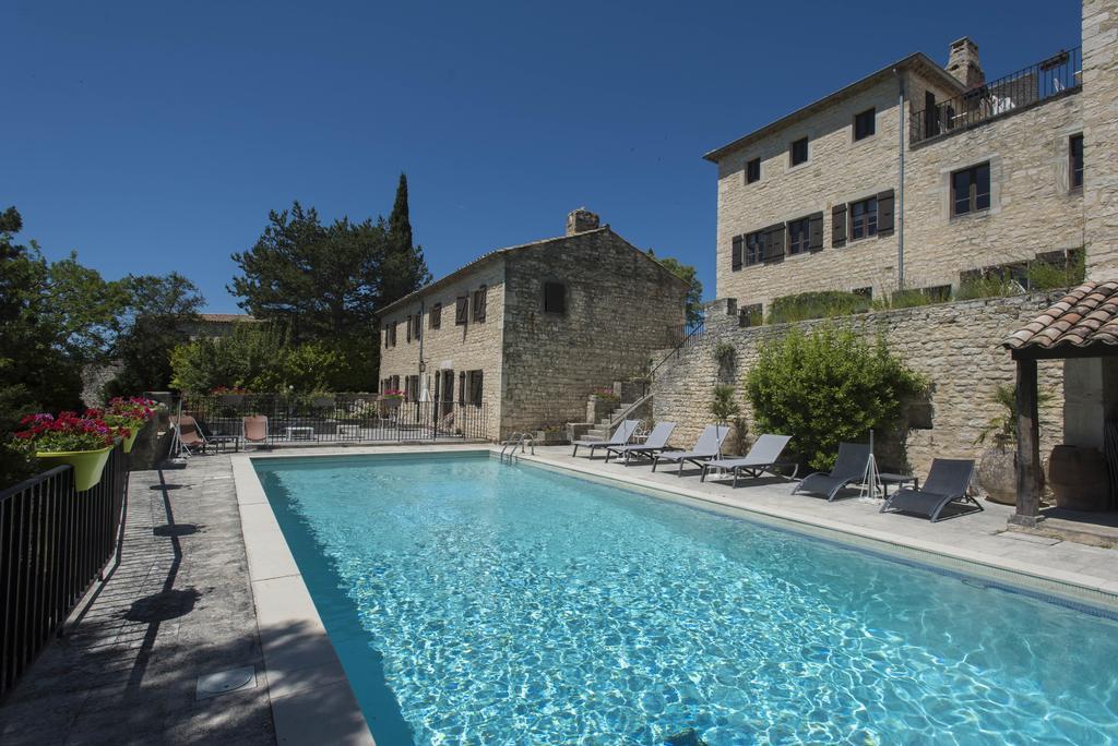 Logis Hotel Les Hospitaliers Le Poet-Laval Luaran gambar